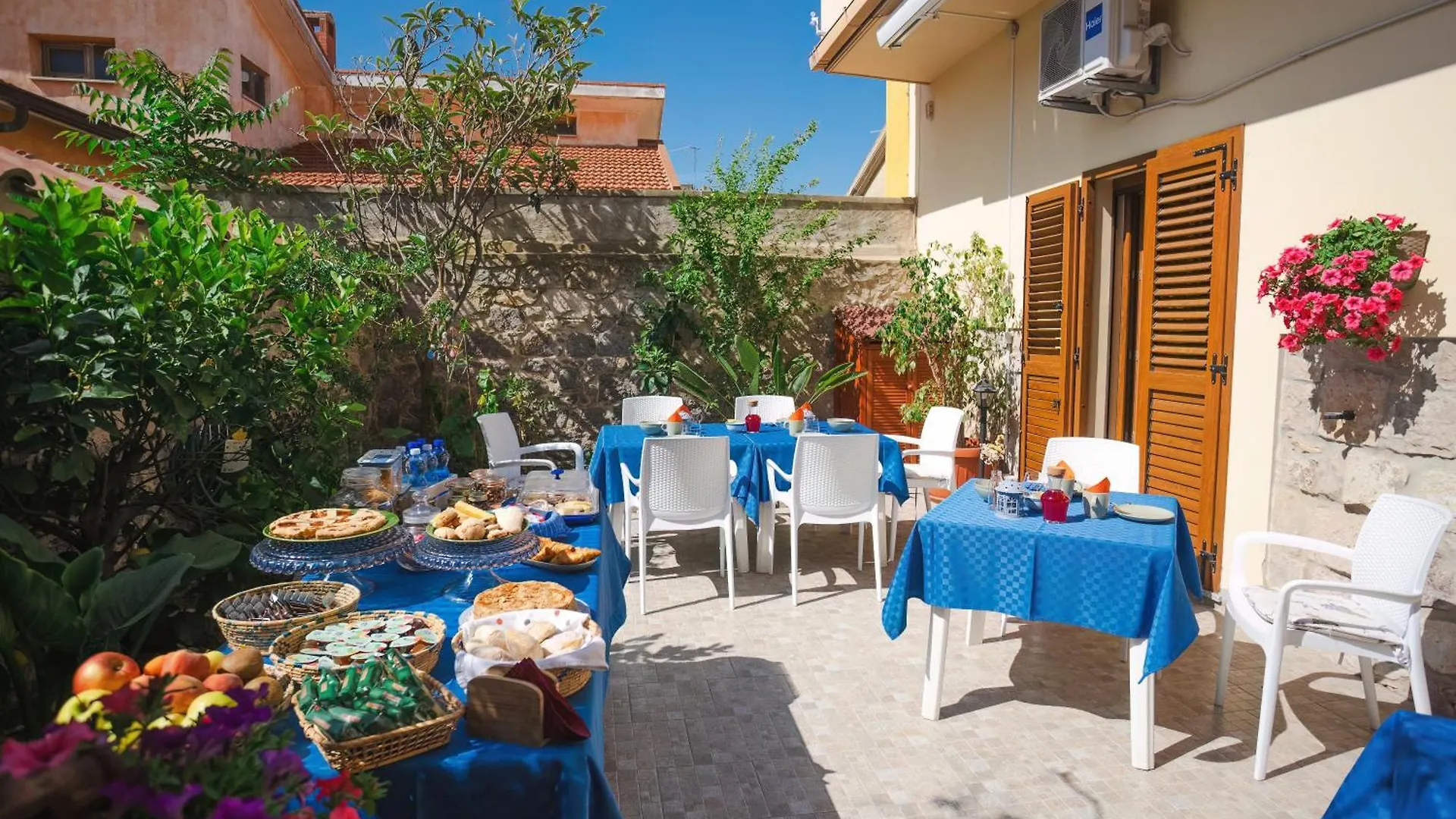 B&B L'Albero Dei Limoni Portoscuso Bed & Breakfast